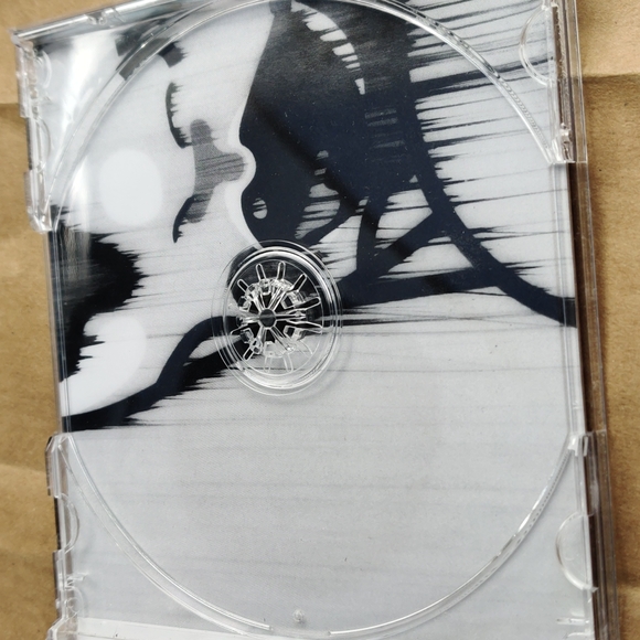 Rihanna unapologetic - Picture 4 of 6